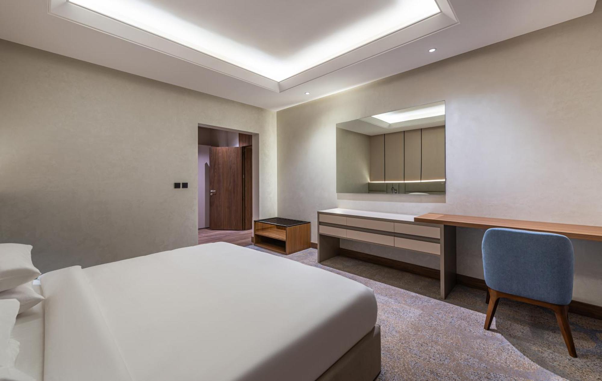 Voyage Hotel & Suites リヤード エクステリア 写真