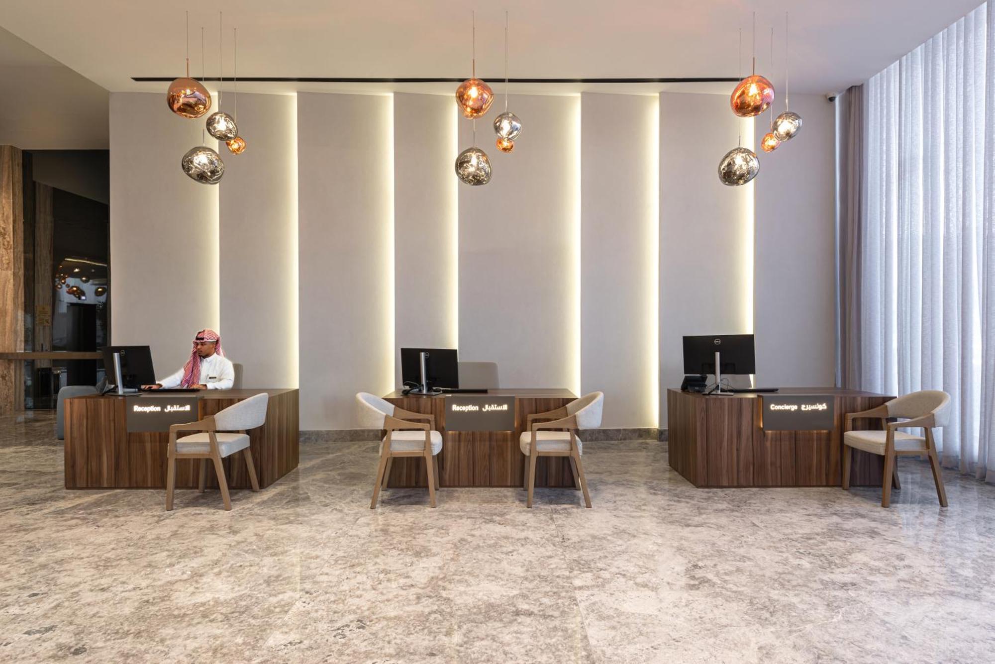 Voyage Hotel & Suites リヤード エクステリア 写真