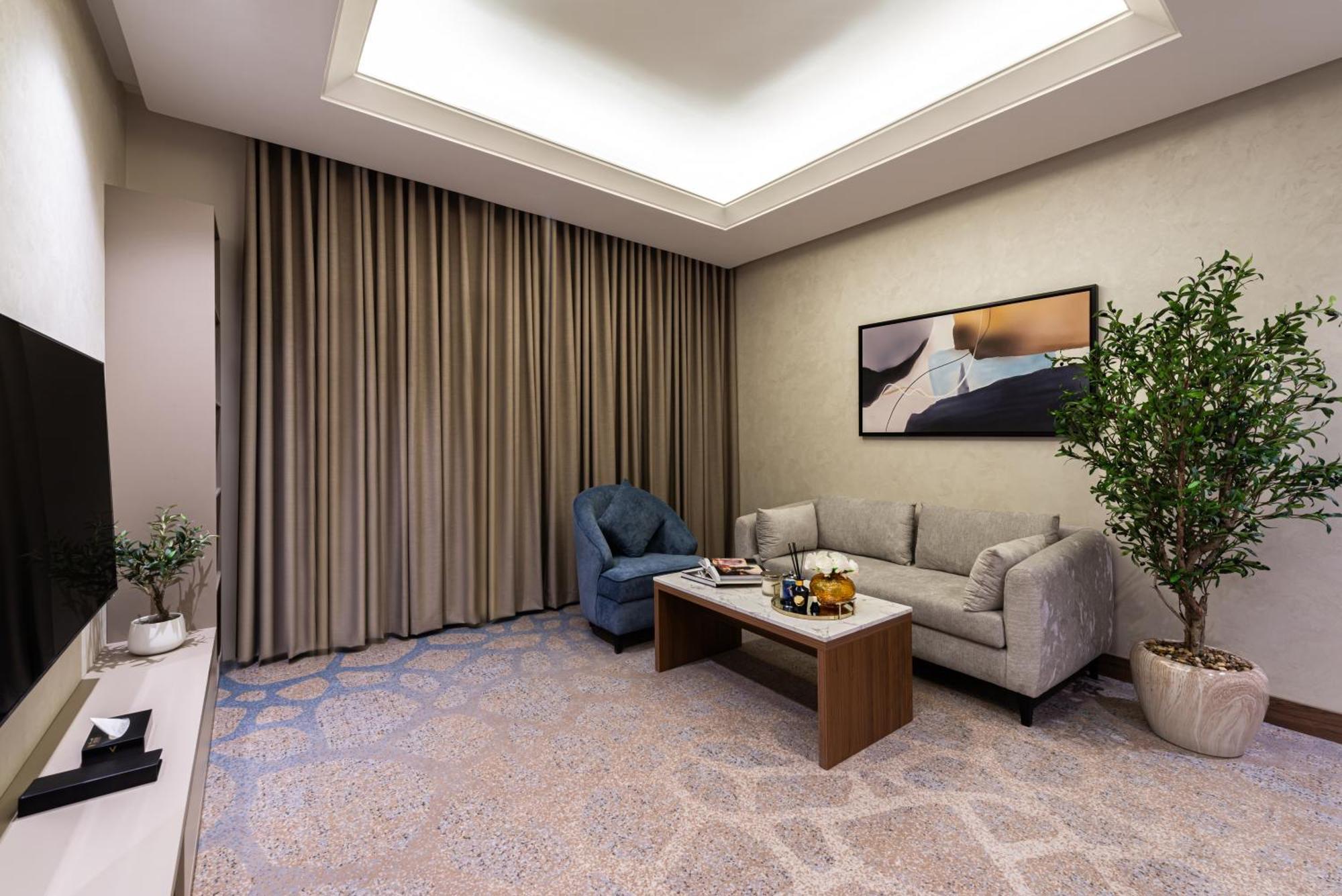 Voyage Hotel & Suites リヤード エクステリア 写真