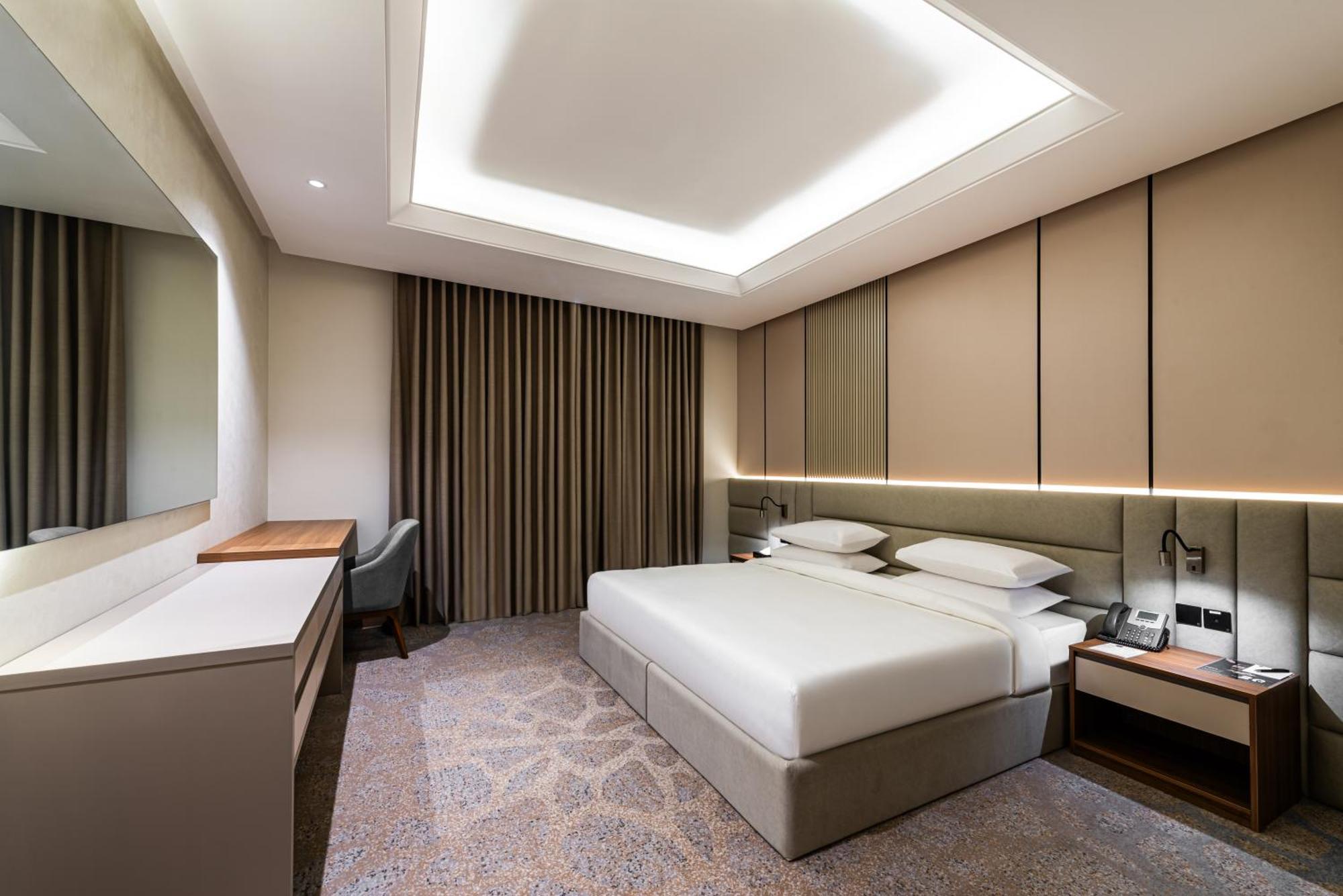 Voyage Hotel & Suites リヤード エクステリア 写真