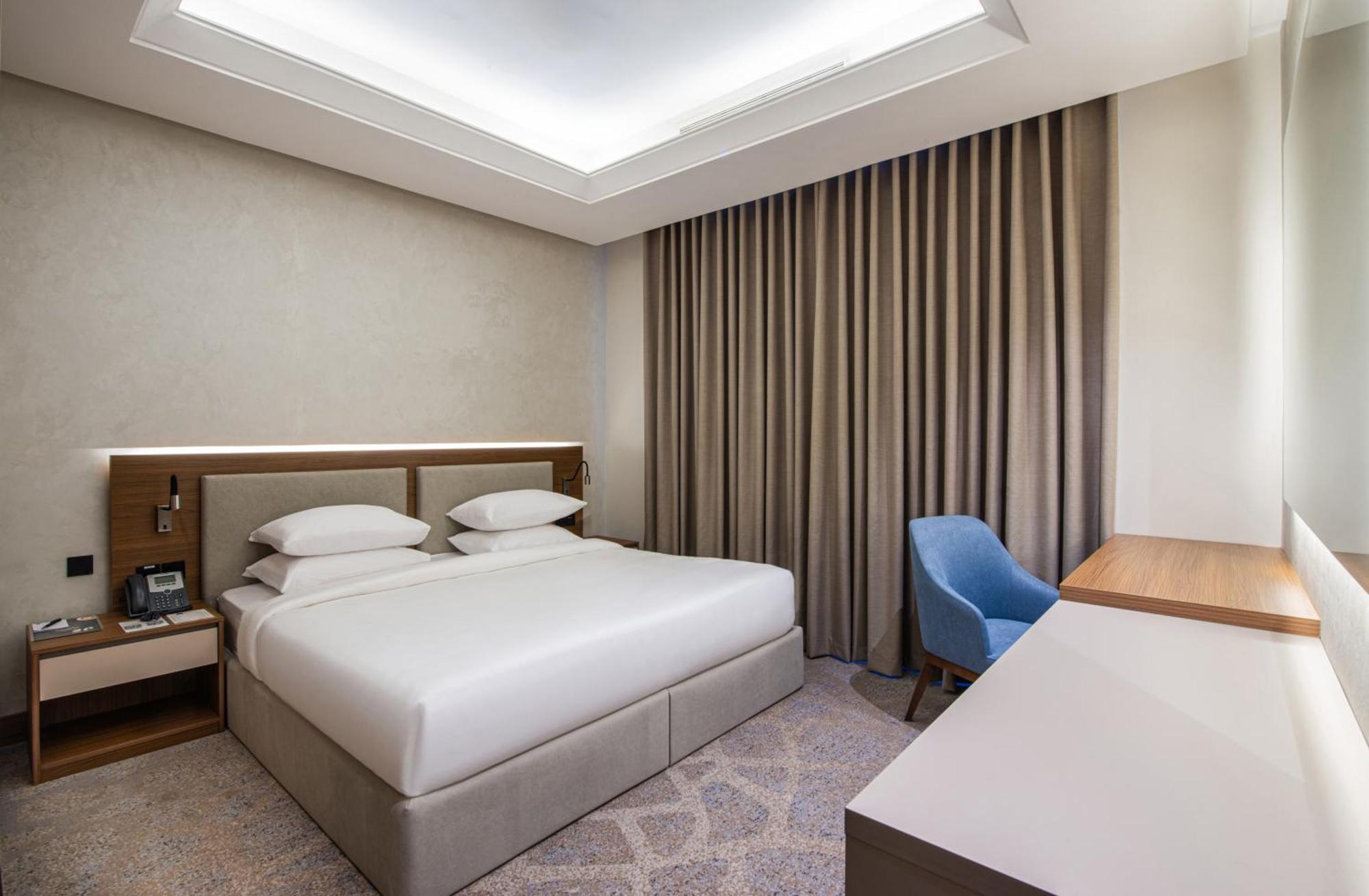 Voyage Hotel & Suites リヤード エクステリア 写真
