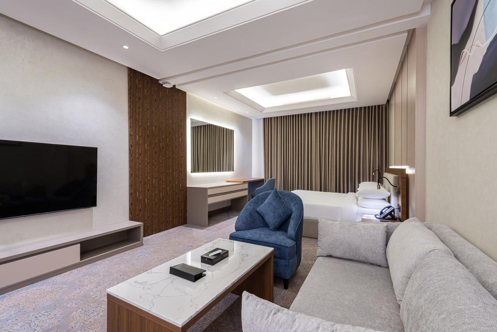 Voyage Hotel & Suites リヤード エクステリア 写真